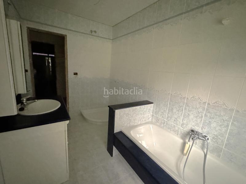 Foto e6f86d33-fd27-4098-b157-f1a666755c59. Chalet  independiente en venta en Mos