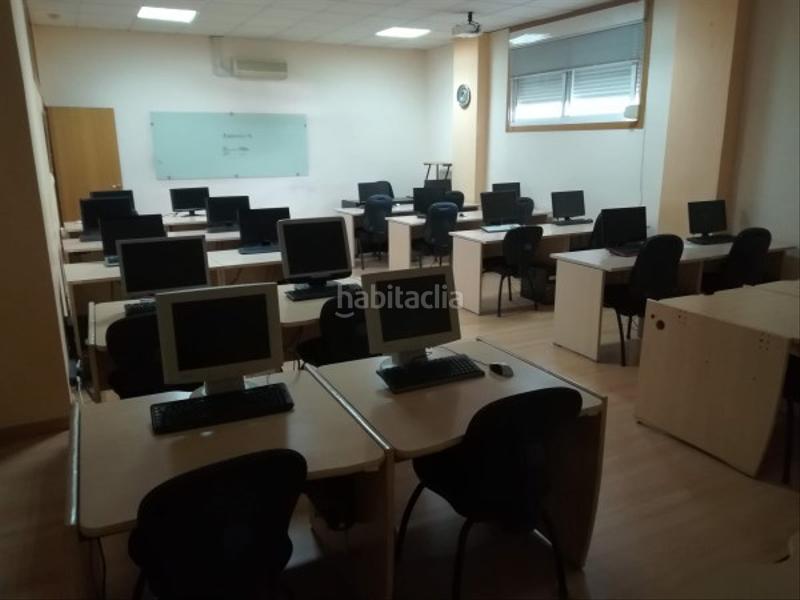 Foto 08d584e9-6885-43a8-a25d-d65750e3d300. Location local commercial dans Ponteareas