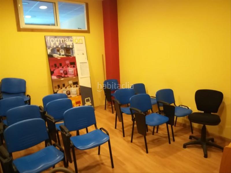 Foto 42b98362-e33f-480d-ba73-6982de91f6ff. Location local commercial dans Ponteareas