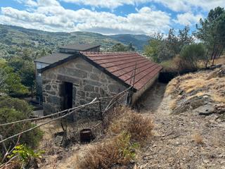 Casa a Covelo (O). Casa de piedra en reforma en covelo