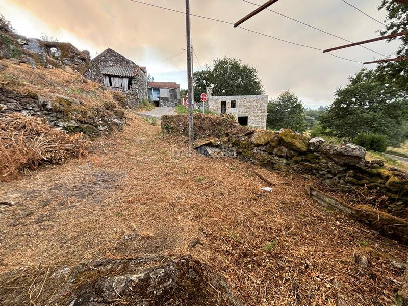 Foto 41c7efbb-a774-4026-903b-4be83b8f764e. Finca rústica casa para restaurar cerca de a cañiza en Cañiza (A)