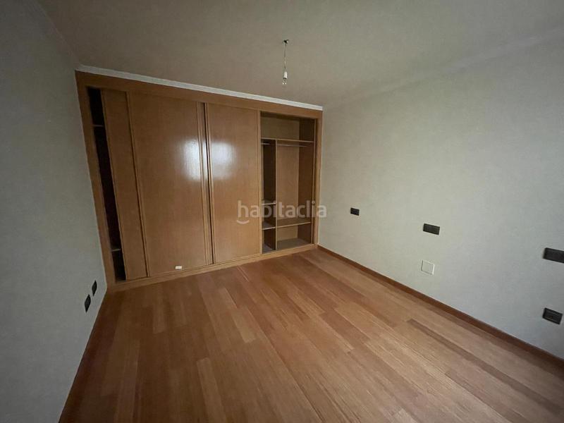 Foto 60fcdbe5-120c-4d8a-84d8-e620b4f0f8b0. Edificio  a la venta en Crecente