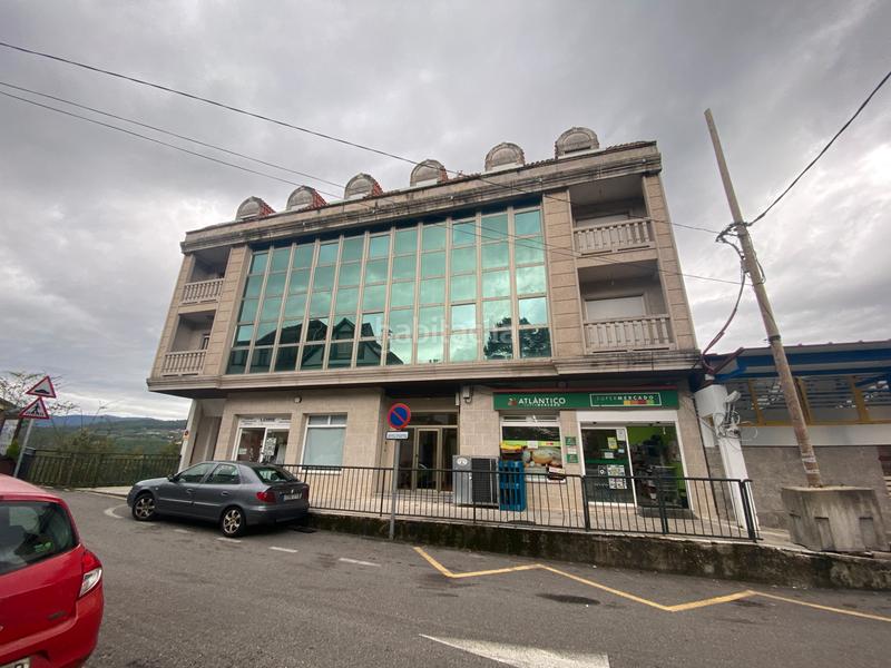 Foto 89897f99-d002-4260-8d1e-264c57af7b21. Edificio  a la venta en Crecente