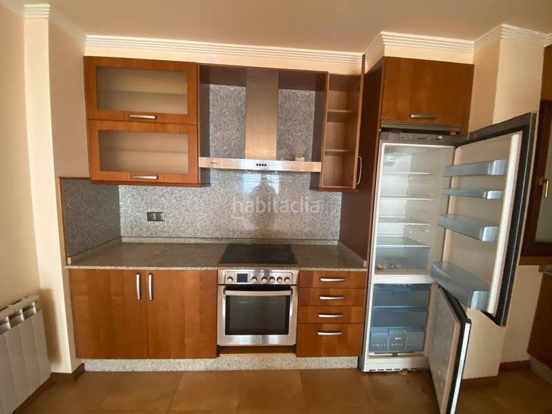 Foto 8ab95beb-b588-4027-a3f3-405439253338. Edificio  a la venta en Crecente