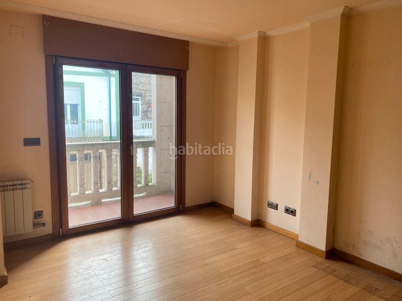Foto e097ae99-d72b-430a-8b03-28d4107093e6. Edificio  a la venta en Crecente