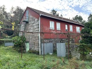 Maison à Crecente. Casa en venta a 10 minutos del enlace de la autovía