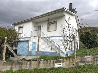 Casa a Teixeira (A). Casa en la ribeira sacra