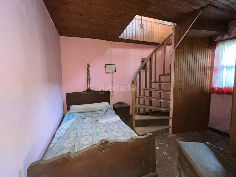 Foto 2dd16e91-773a-4903-9649-3704c815c27b. Casa adossada a Leiro