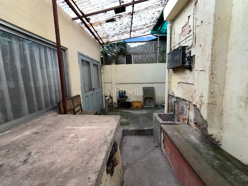 Foto 9a7d874b-8450-48ab-89f9-b6683bcc7b2c. Casa adossada a Leiro