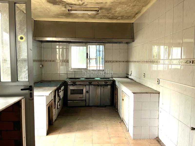 Foto a963a779-5219-4522-92de-7b70b542920c. Casa adossada a Leiro