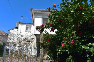Casa adossada a Arbo. Casa a la venta en arbo