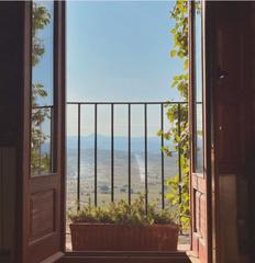 Casa adossada a Vilafamés. Exclusiva propiedad a la venta en castellón
