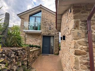 Casa a Arbo. Conjunto de dos casitas de piedra rehabilitadas en arbo - pontev