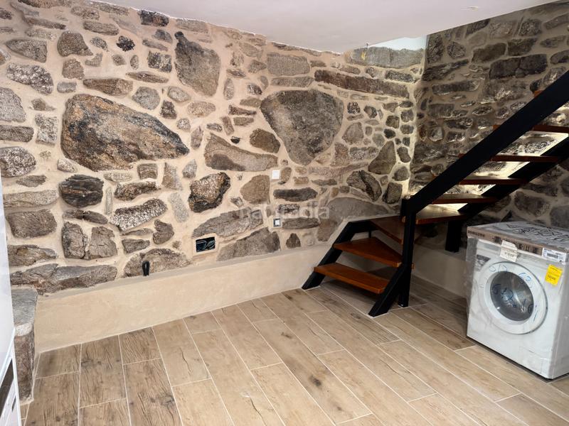 Foto 6f2e69fd-c4d9-4296-83e8-ce0328d63e4f. Casa adossada a Melón