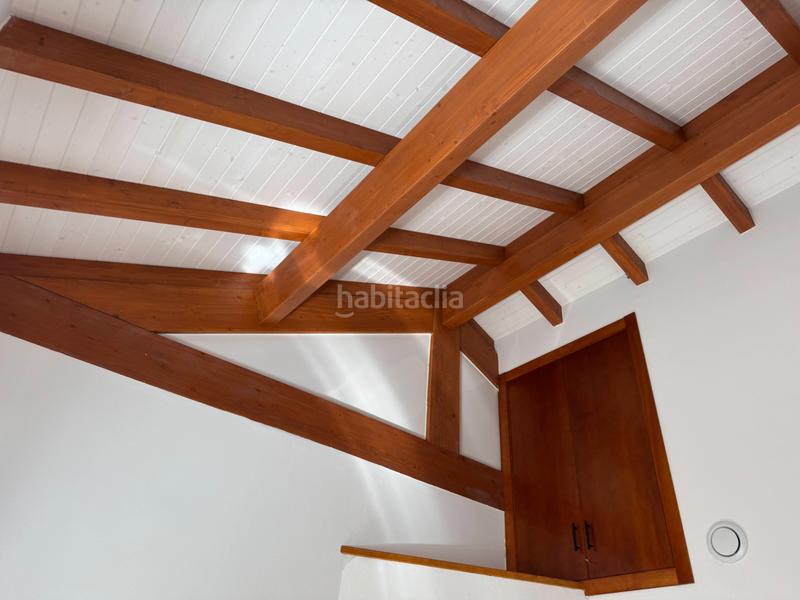 Foto 852c6c40-786c-46f1-b2f4-7e756747d2ce. Casa adossada a Melón