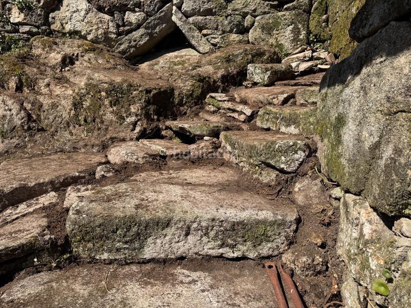 Foto e7b06ffc-315f-4025-82bf-8099474063f6. Casa adossada a Melón