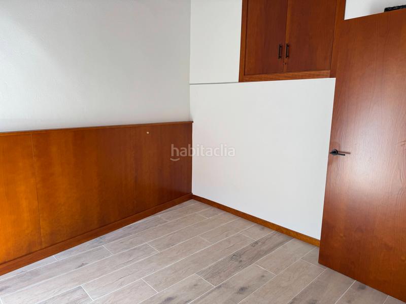 Foto eba68ccc-6f0a-4676-aadc-c22327014c91. Casa adossada a Melón