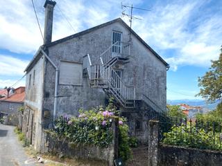 Maison à Cañiza (A). Casa con jardín en el casco urbano de a cañiza