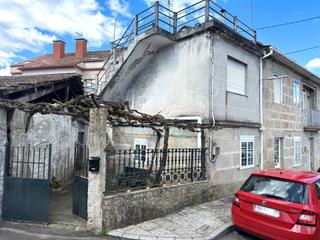 Casa aparellada a Mondariz - Balneario. Casa a la venta en mondariz balneario