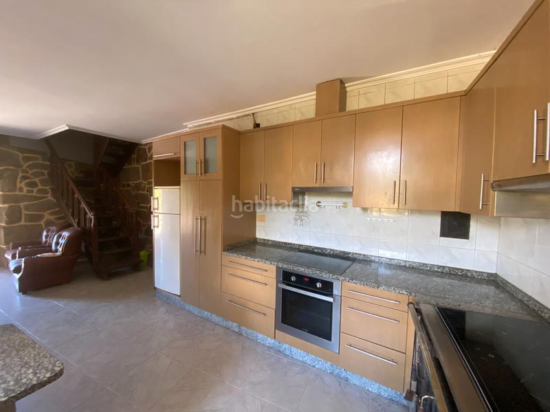 Foto a0a62ae3-b2a2-4307-8920-56446233ebac. Casa pareada casa habitable a la venta en valongo en Cortegada