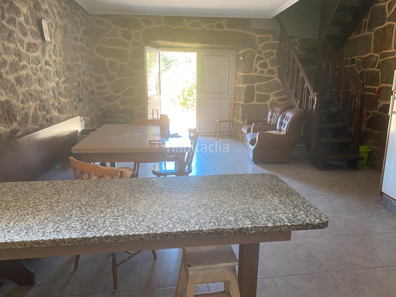 Foto c0ff2671-aff8-444c-b571-90239dfbfeed. Casa pareada casa habitable a la venta en valongo en Cortegada