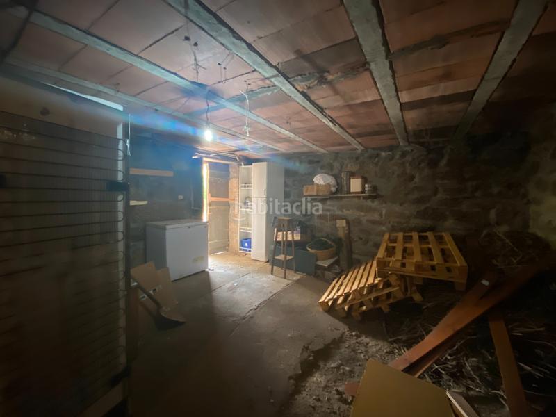 Foto f9cbefac-b890-4984-8179-3babe1289218. Casa pareada casa habitable a la venta en valongo en Cortegada