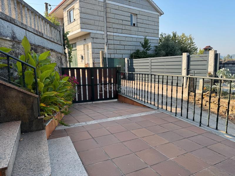 Foto 5a45f9e5-6f62-4c92-a2a1-cd95b6d27077. Casa pareada casa habitable a la venta en arnoia en Arnoia (A)