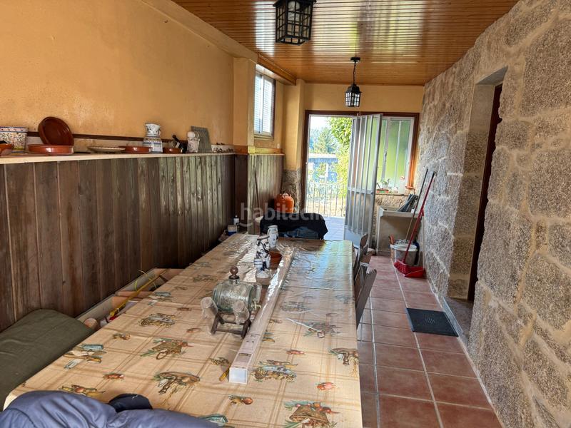 Foto b96a3b2f-4d35-4a95-b892-edcdd4497b7f. Casa pareada casa habitable a la venta en arnoia en Arnoia (A)
