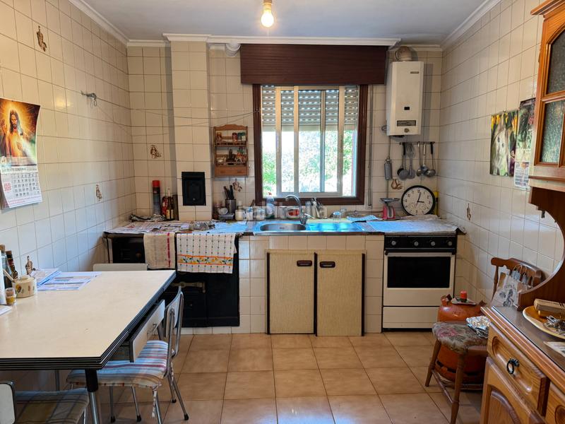 Foto cbef4039-d235-4fee-a5bf-fc75cf328c71. Casa pareada casa habitable a la venta en arnoia en Arnoia (A)