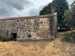 Maison à Crecente. Vivienda a la venta con proyecto y licencia en albeos - crecente