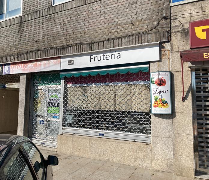 Foto 715bdfbd-5c8f-4468-a360-c9b47561a398. Local comercial  en venta en a cañiza en Cañiza (A)