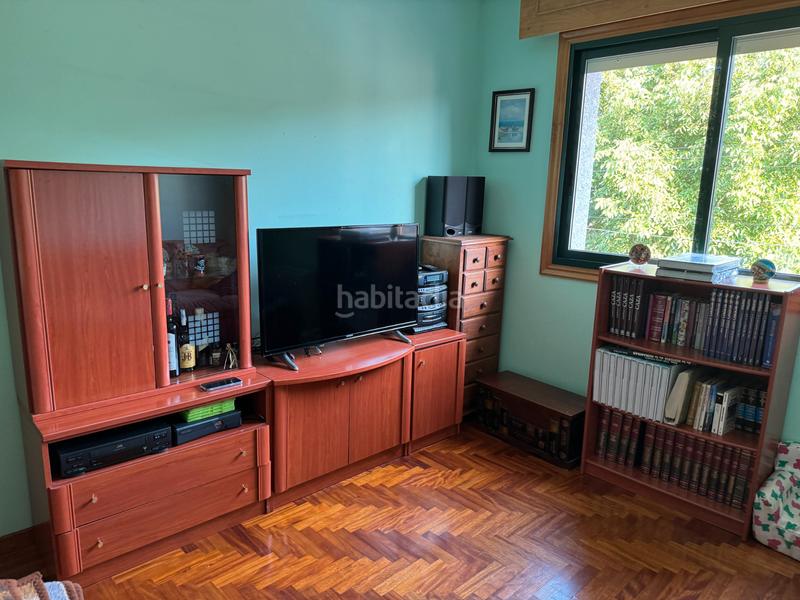 Foto 7a9f7e8c-1581-40d7-8375-7a8a3a4f8afb. Casa adossada amb calefacció aparcament a Melón