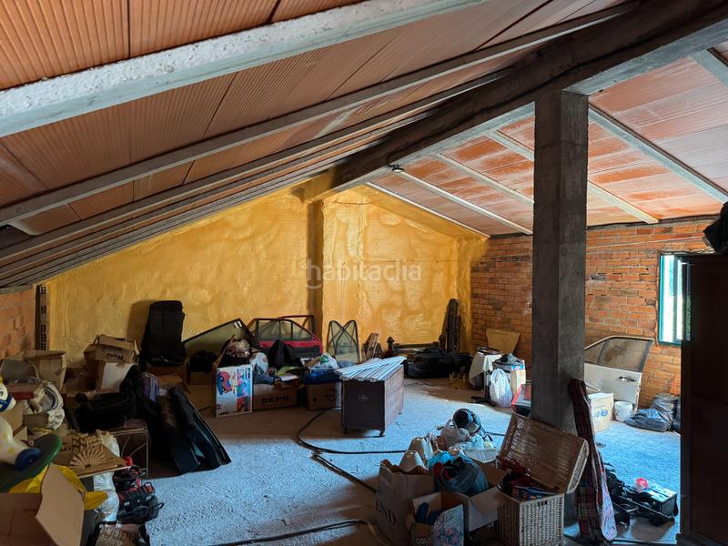 Foto 8740ffcc-f19c-42e1-9691-c15364f988b5. Casa adossada amb calefacció aparcament a Melón