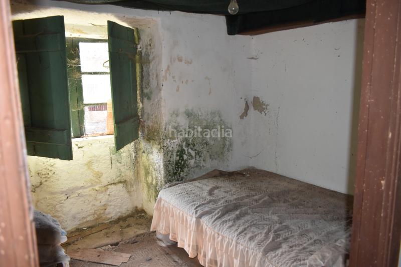 Foto 5d7ff9db-afc3-4242-b35b-b8530e170515. Casa a Covelo (O)