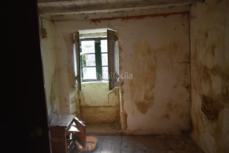 Foto bdac5997-e201-40b7-ad98-fb932a824229. Casa a Covelo (O)