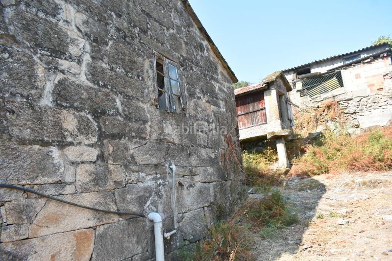 Foto bef0f445-0516-4a33-b17e-fd7567cbb50a. Casa a Covelo (O)