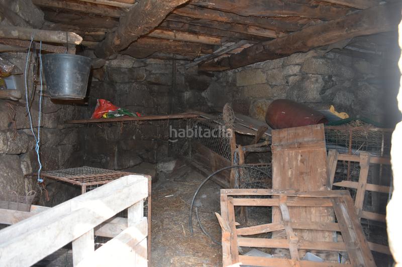 Foto f7db92cc-f37b-4bba-a16d-16d9837460e8. Casa a Covelo (O)