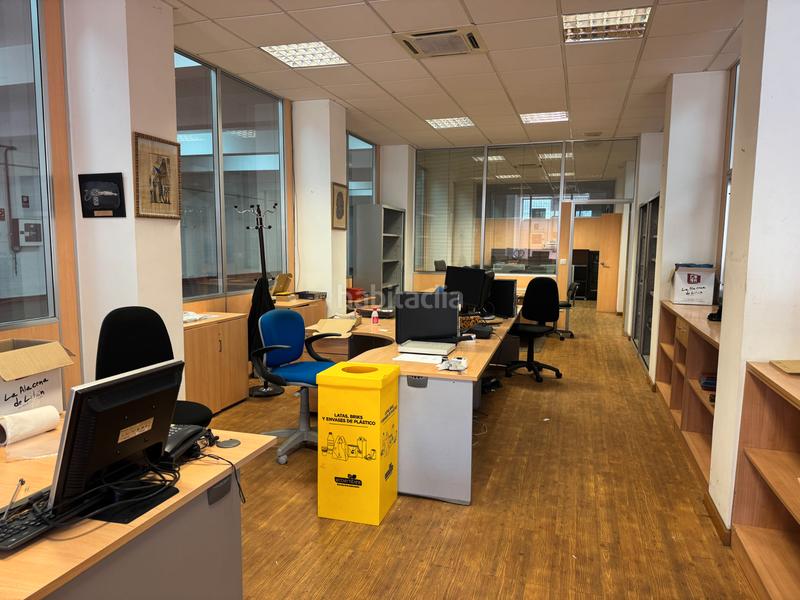 Foto 32627b45-c7c3-44e9-be12-fa23b1d04a7f. Miete fabrikhalle mit heizung in Redondela