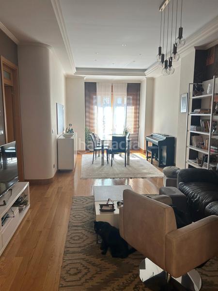 Foto 2f9973c1-f3a4-4b4e-b7bd-b007496fd36f. Pis a rúa de garcía barbón 106 a Centro - Areal Vigo