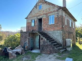 Casa in Cañiza (A). Casa a la venta próxima al casco urbano de a cañiza