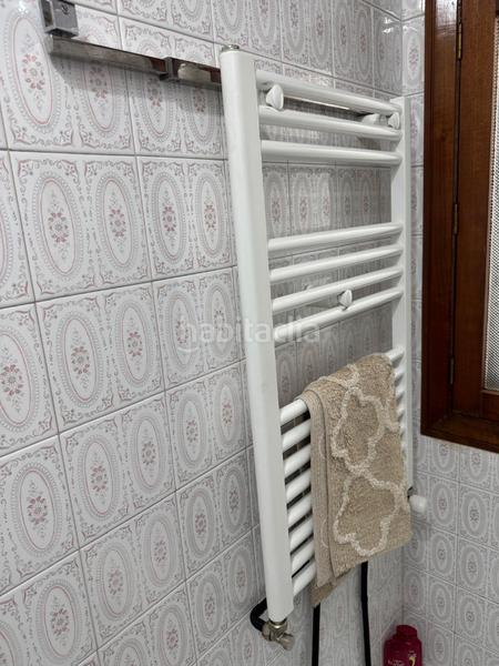 Foto 8511a8ce-5b90-493e-afa8-5aa8083d913d. Alquiler casa en alquiler casa en Avión