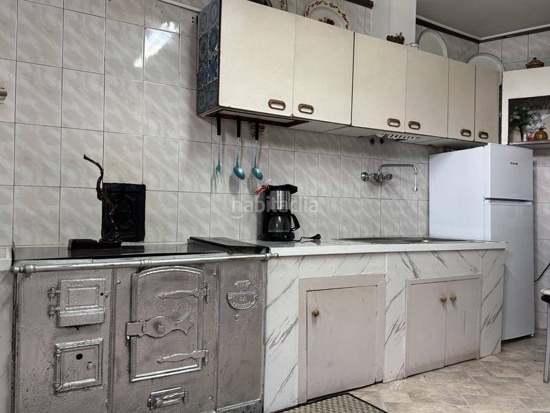 Foto 5b0ea24d-1205-4ccc-97bb-1ea64e82a026. Casa en venta casa habitable en a cañiza en Cañiza (A)