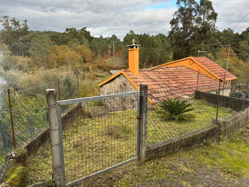 Foto 7af4ed1c-3ae7-44ce-890b-c59bd410de2a. Casa en venta casa habitable en a cañiza en Cañiza (A)