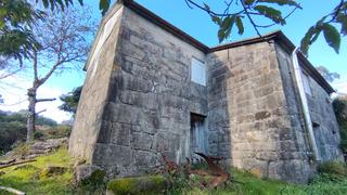 Mas à Tomiño. Casa rústica a reformar con finca de 8.000 metros cuadrados