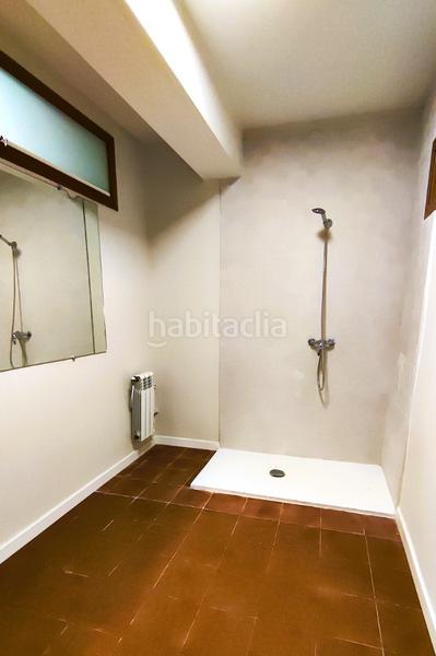 Foto 5b9ab7c2-b865-42c8-8759-062e52885fe7. Casa pareada chalet pareado con piscina y ascensor en el centro en Gondomar