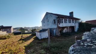 Masia a San Pedro da Ramallosa. Gran casa rústica para reformar