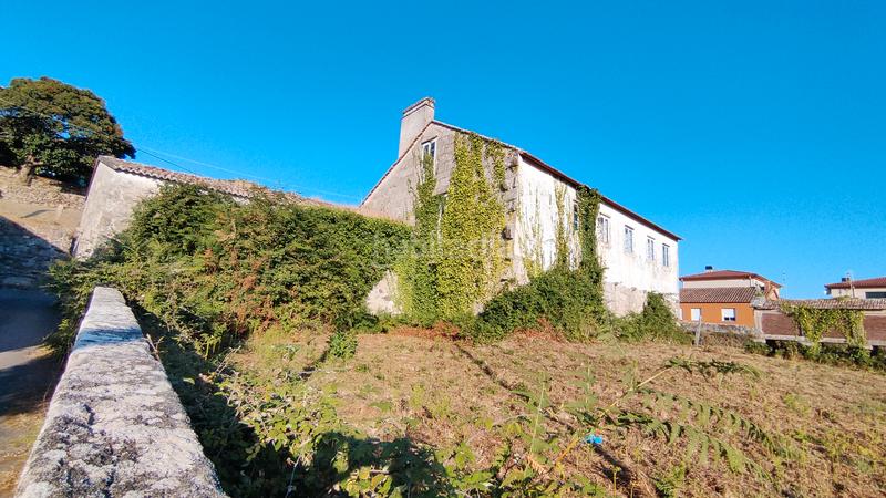 Foto e24d834b-c872-41a9-aa5d-c8e21a4cec31. Masía gran casa rústica para reformar en San Pedro da Ramallosa Nigrán