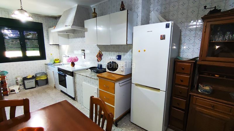 Foto 2aec2699-4dd0-4532-94c5-8e3e2a51a382. Towny house with heating parking in Gondomar