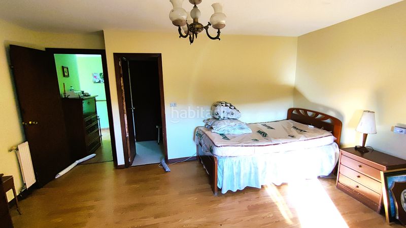 Foto 3fee96c2-90b8-448a-a8f6-4a30cc4ccea9. Towny house with heating parking in Gondomar