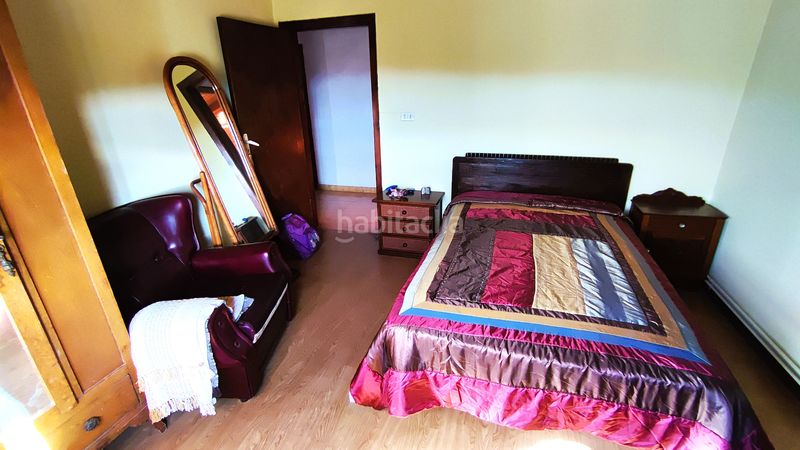 Foto 542ae4eb-52b6-4a8e-9b04-dba52821575b. Towny house with heating parking in Gondomar